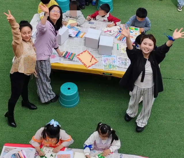 放飞幼年的想象与愿望不同节奏的孩子在同一片空间中自由表达 放飞幼年的想象与愿望不同节奏的孩子在同一片空间中自由表达
